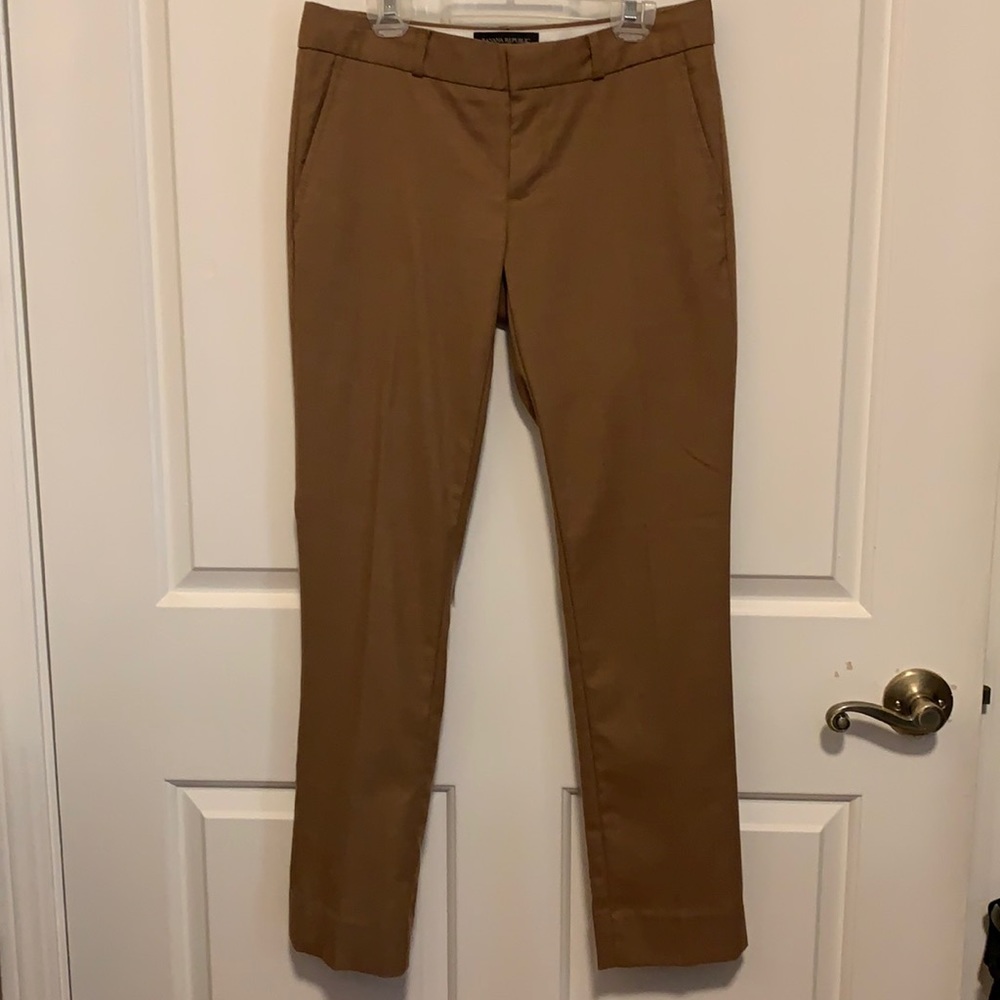 Banana Republic Women’s brown pants - petite size 0